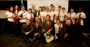 Des musiciens en herbe de l’École des arts FACE ont enchanté le lancement du Programme de prêt d’instruments de musique en bibliothèques