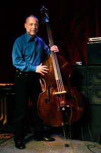 Dave_Holland_1788credit-Mark Higashino