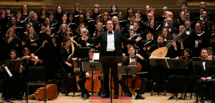 Artistic director Ted Sperling conducts the audience, Photo: Erin Baiano