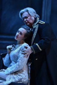 Tancredi (Stephanie Blythe) is the true love of Amenaide (Brenda Rae). Photo: Kelly & Massa for Opera Philadelphia
