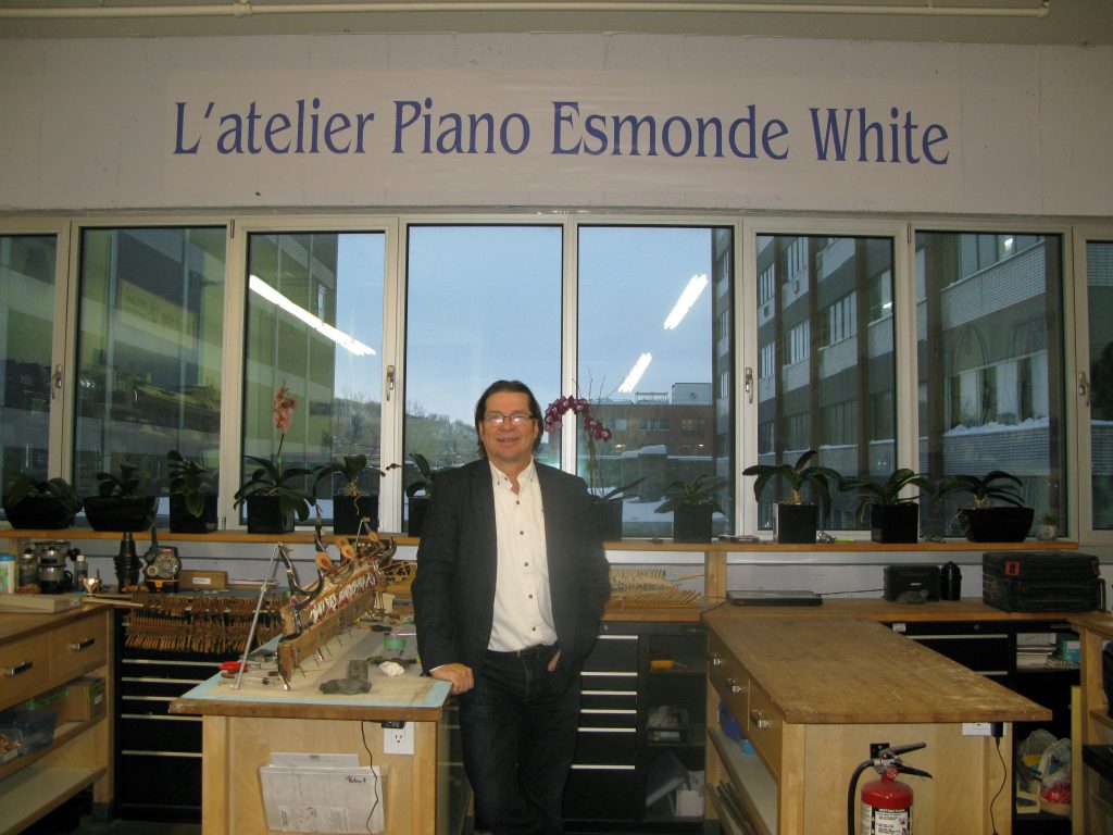 Oliver Esmonde-White