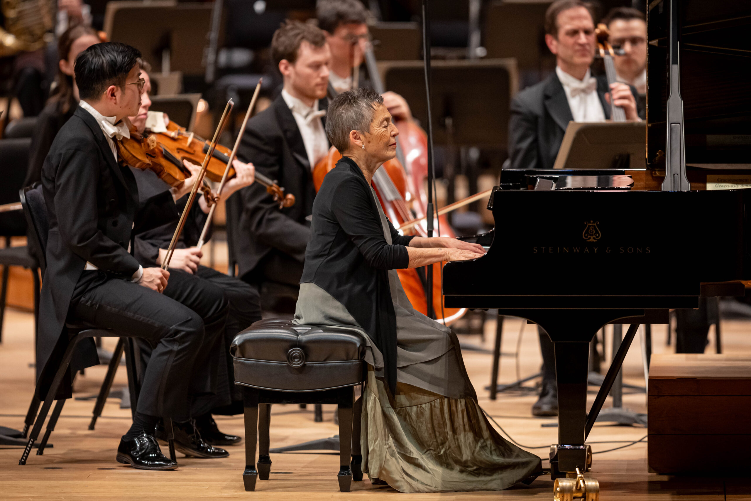 Maria João Pires and the Orchestres symphonique de Montreal, Photo by Antoine Saito