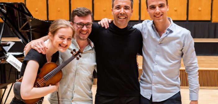 Lebrecht Weekly. Balagan. Noa Wildschut, violin Pablo Barragán, clarinet Frank Dupree, piano Anton Spronk, cello