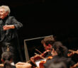 Alexis Hauser conducting the Mcgill Symphony Orchestra