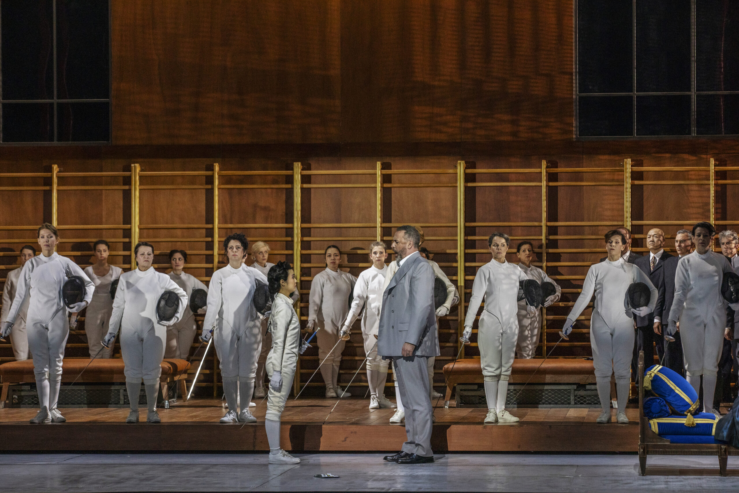 Scene from Opéra national de Paris's 24-25 Don Carlos where everyone is in fencing gear