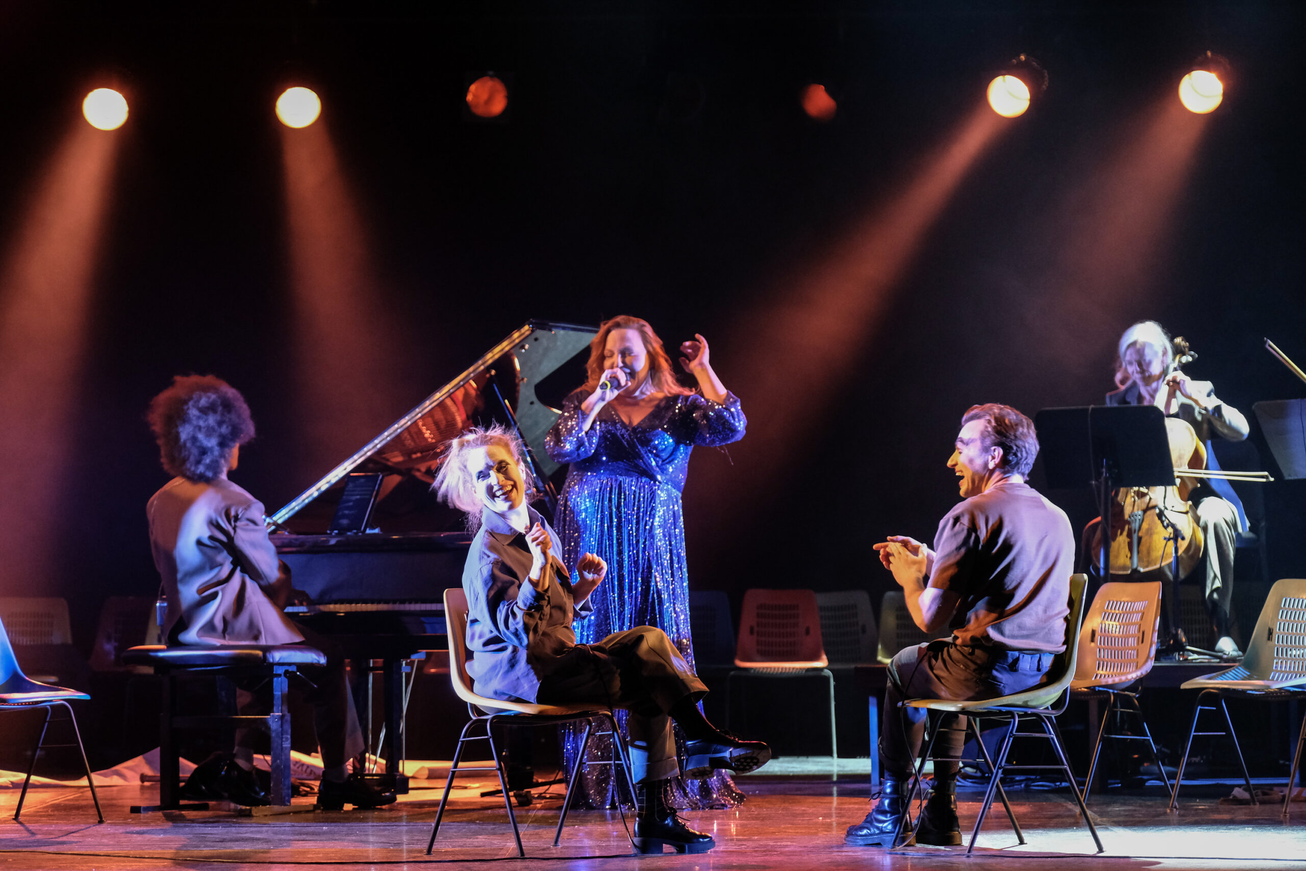 La musique de Philippe Brault épouse la trame du spectacle. Photo:Yves Renaud