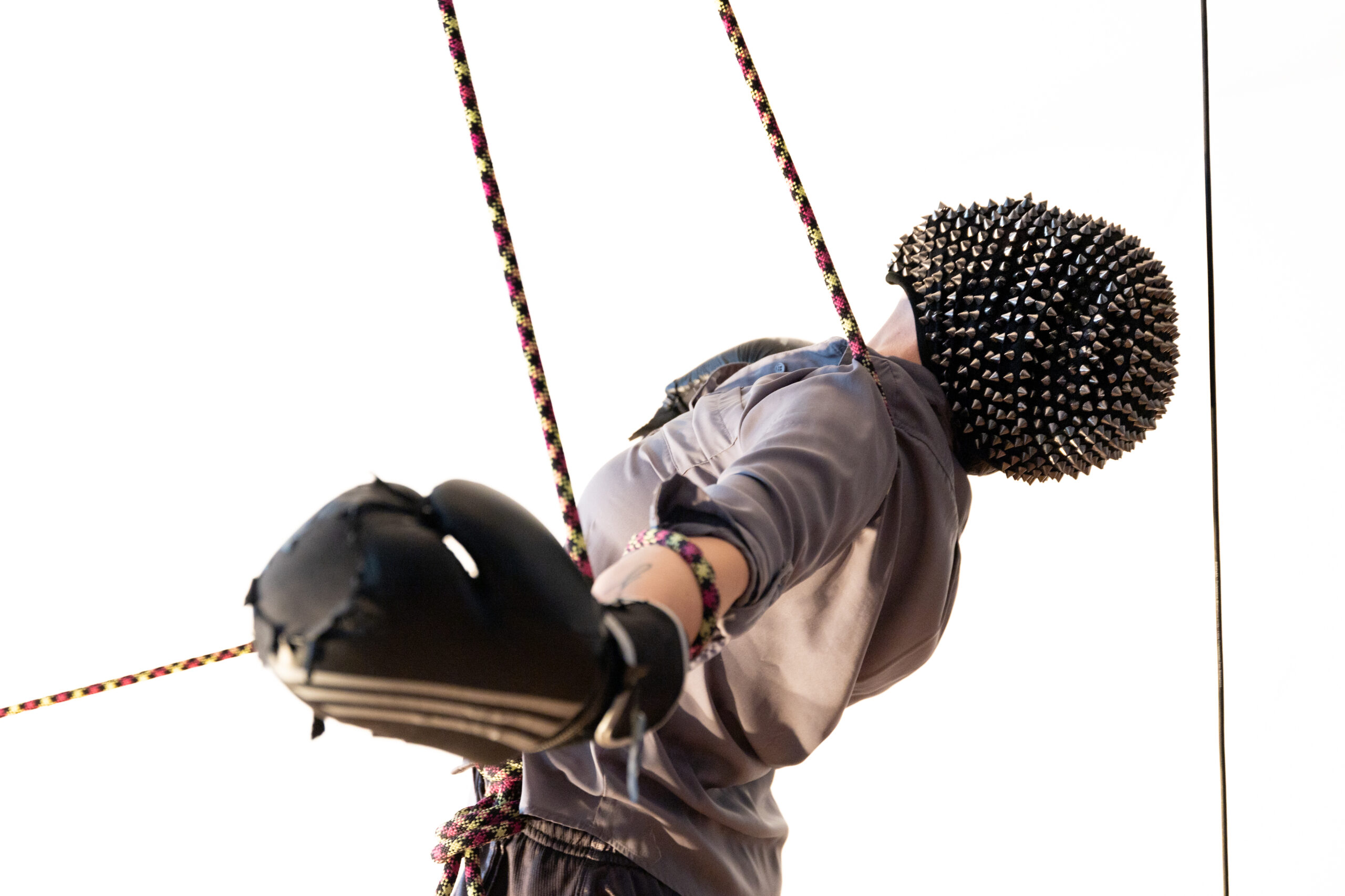 Thea Patterson en action dans Un-nevering.Crédit photo:Kinga Michalska.