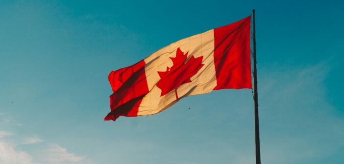 Cet été, on choisit le Canada grâce au nouveau laissez-passer Un Canada fort