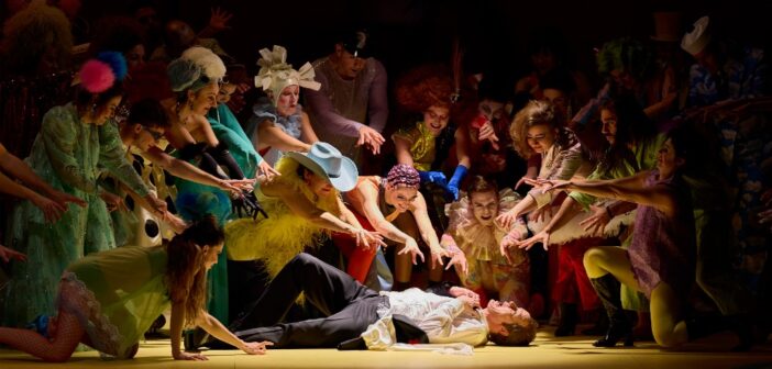 Review | <em>Die Fledermaus</em> in Zürich: Strauss for an Age of Amnesia